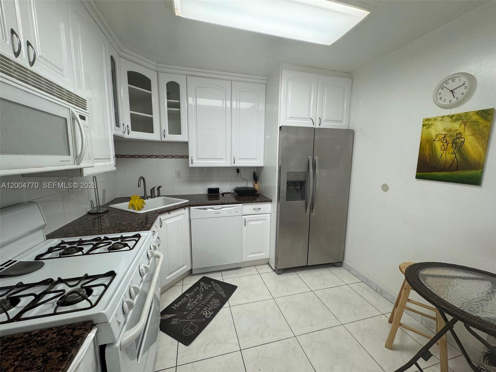 PARKER PLAZA CONDO ESTATE - Residential