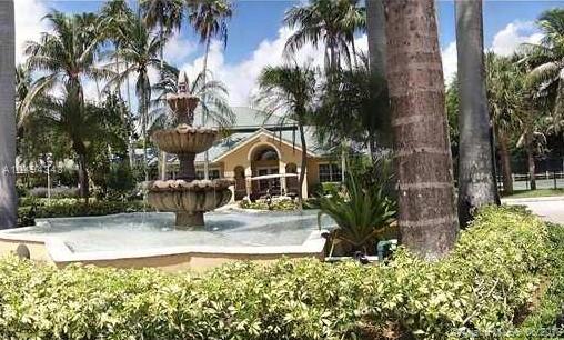 WINDWARD LAKES CONDO - Residential Lease