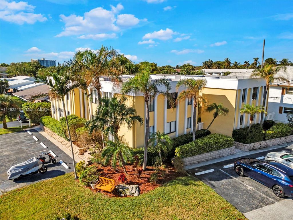 Photo of 2769 NE 30th Ave #2, Lighthouse Point, FL 33064 (MLS # A11492243)