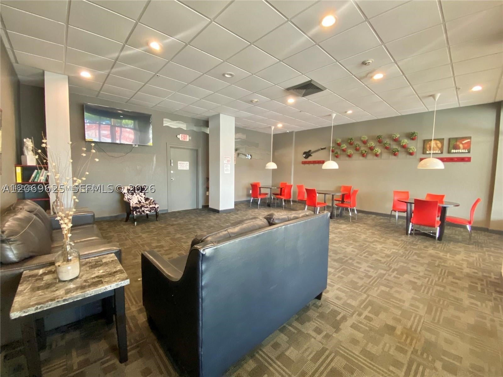 400 Kings Point Dr 316, Sunny Isles Beach FL 33160
