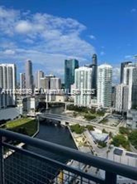 690 SW 1st Ct 3114 Miami FL 33130