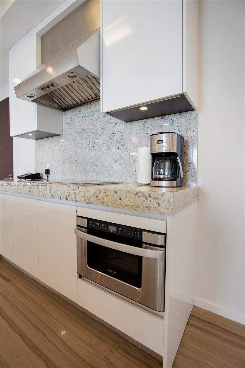 BAL HARBOUR NORTH SOUTH C - Residential