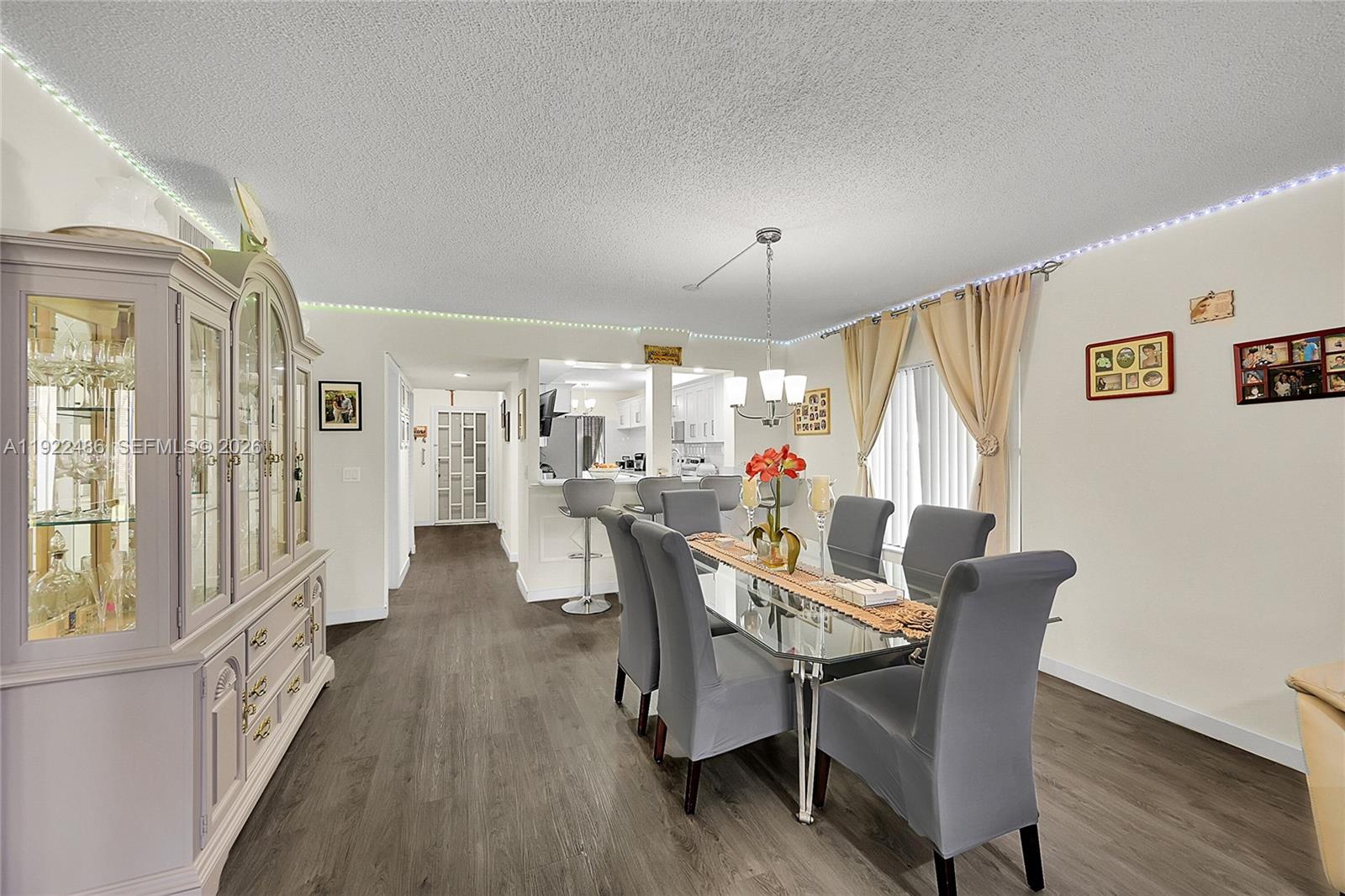 LAKESIDE CONDO 2 OF BANYA - Residential