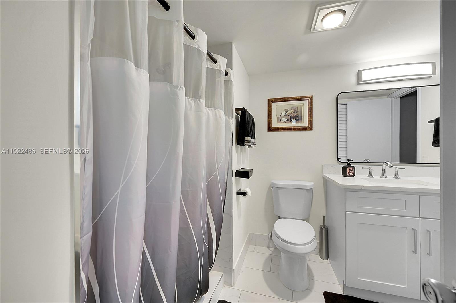 LAKESIDE CONDO 2 OF BANYA - Residential