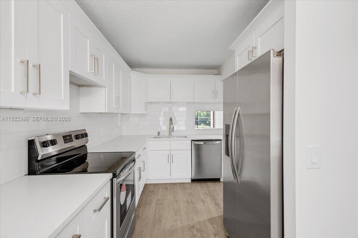 LAKESIDE CONDO 2 OF BANYA - Residential