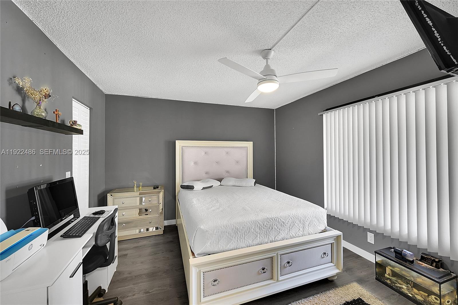 LAKESIDE CONDO 2 OF BANYA - Residential