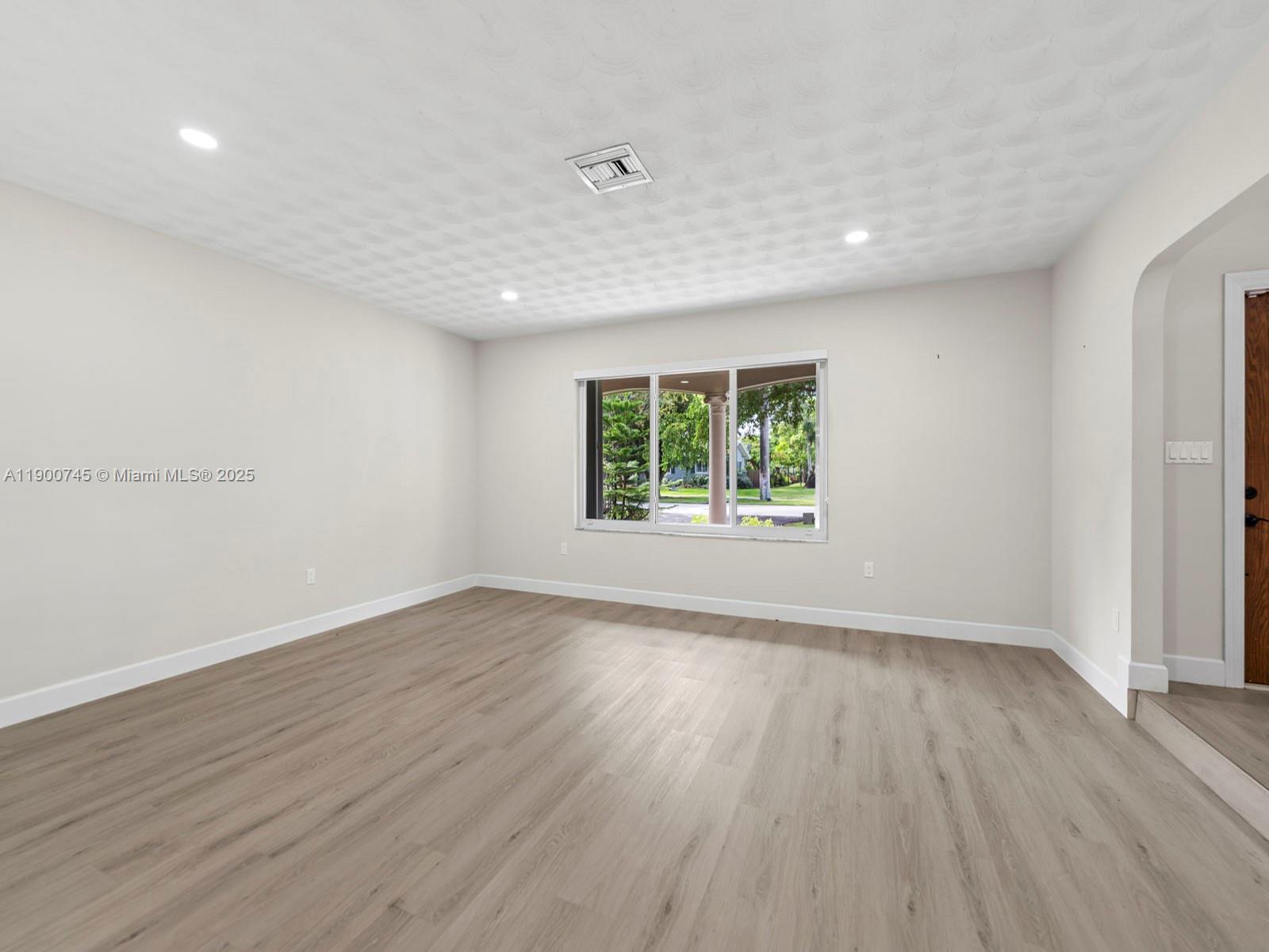 MARAL ESTATES SEC 3 - Residential Lease