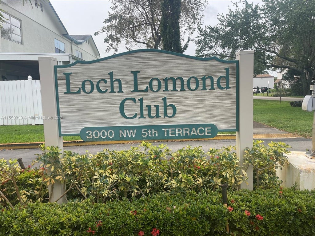 Photo of 3000 NW 5th Ter #113, Pompano Beach, FL 33064 (MLS # A11559890)