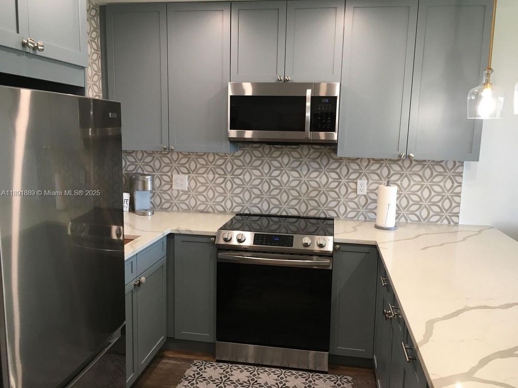 Photo of 240 Horizons W #207, Boynton Beach, FL 33435 (MLS # A11891889)