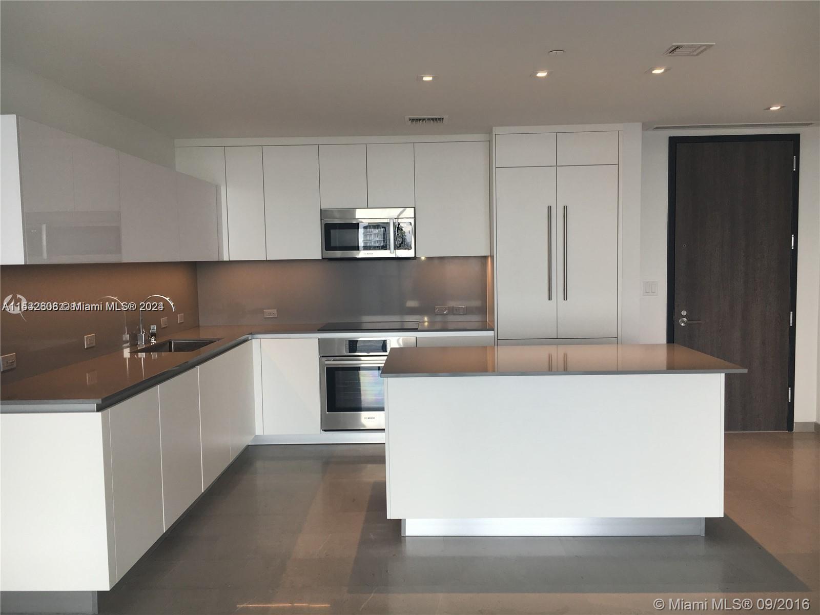 68 SE 6th St 3510