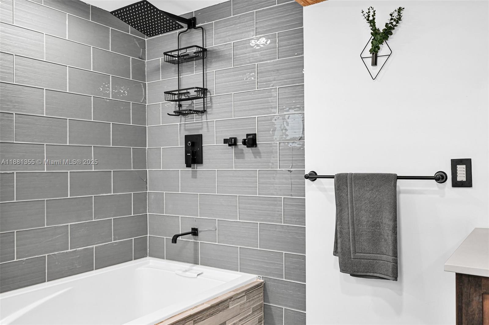 PROGRESSO - Residential Lease