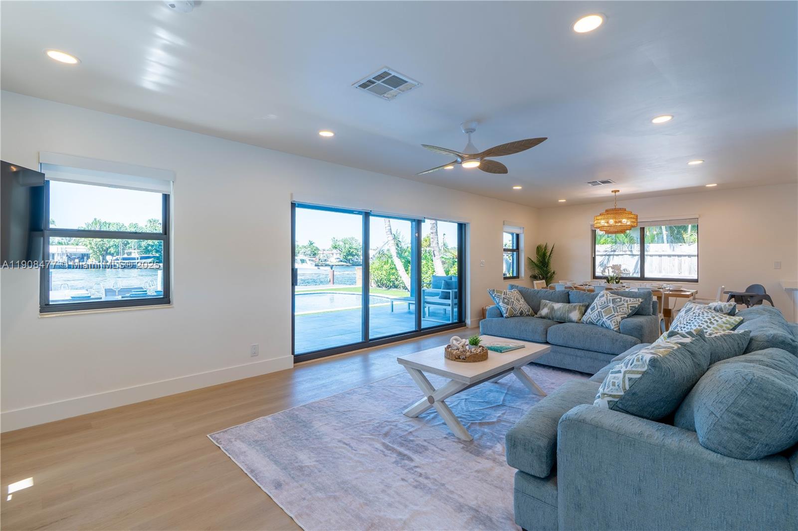 POMPANO BEACH PARK - Residential Lease