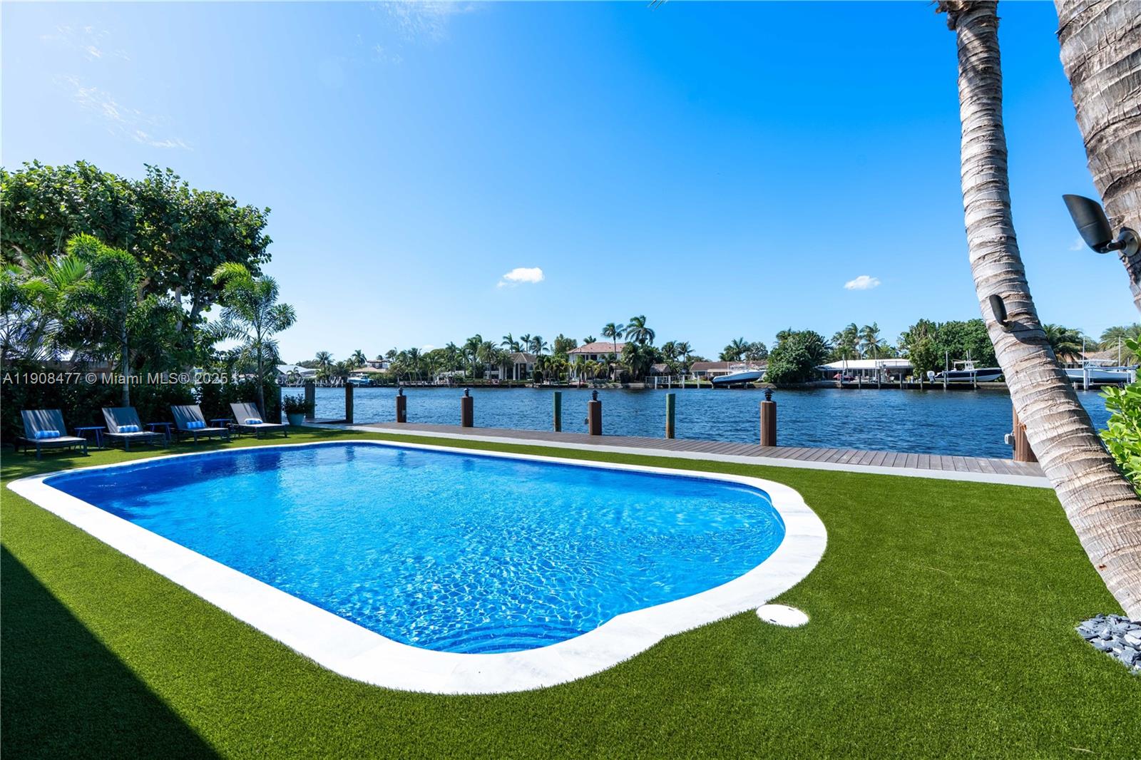 POMPANO BEACH PARK - Residential Lease