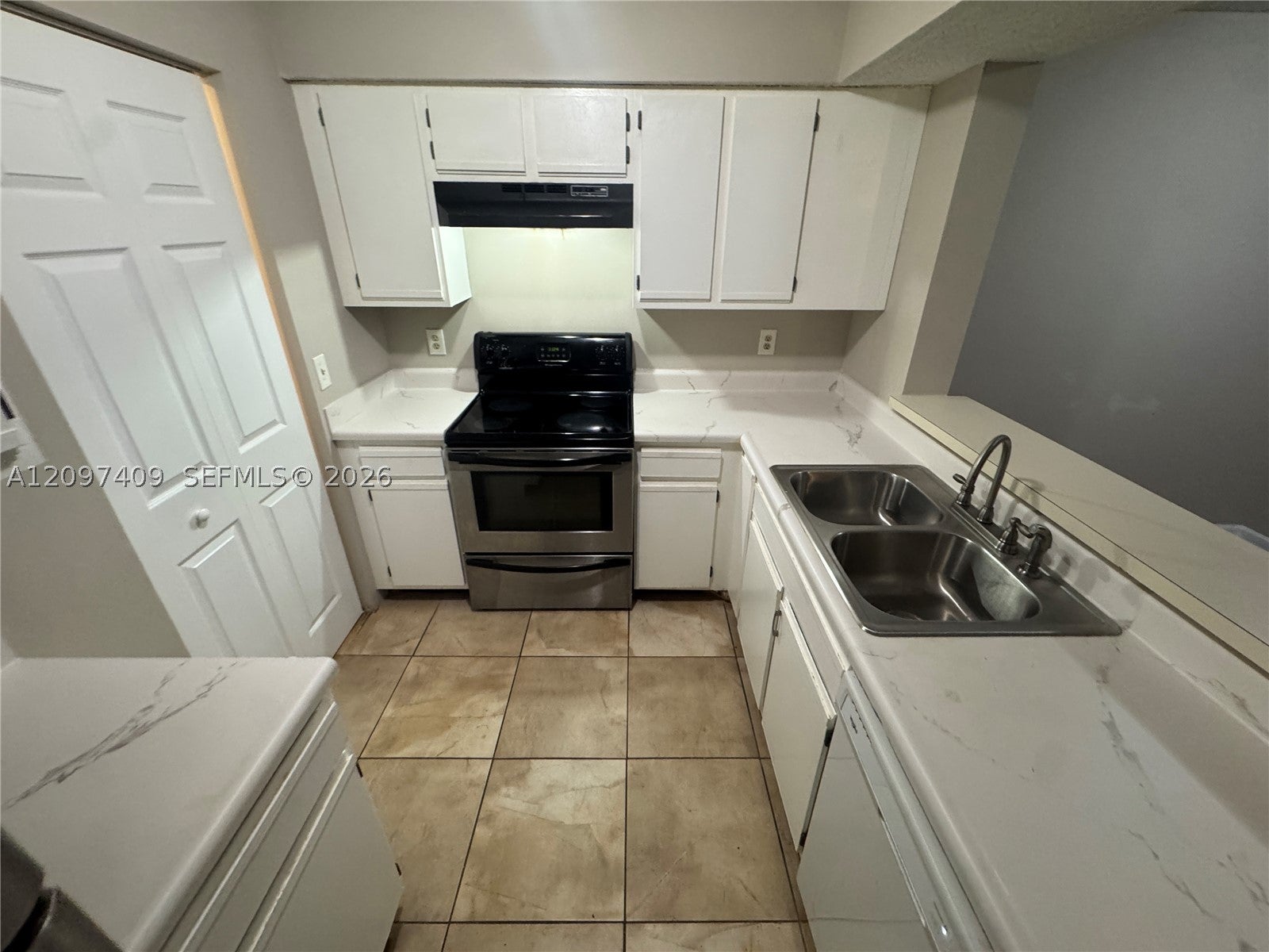 1265 SW 46th Ave 2202