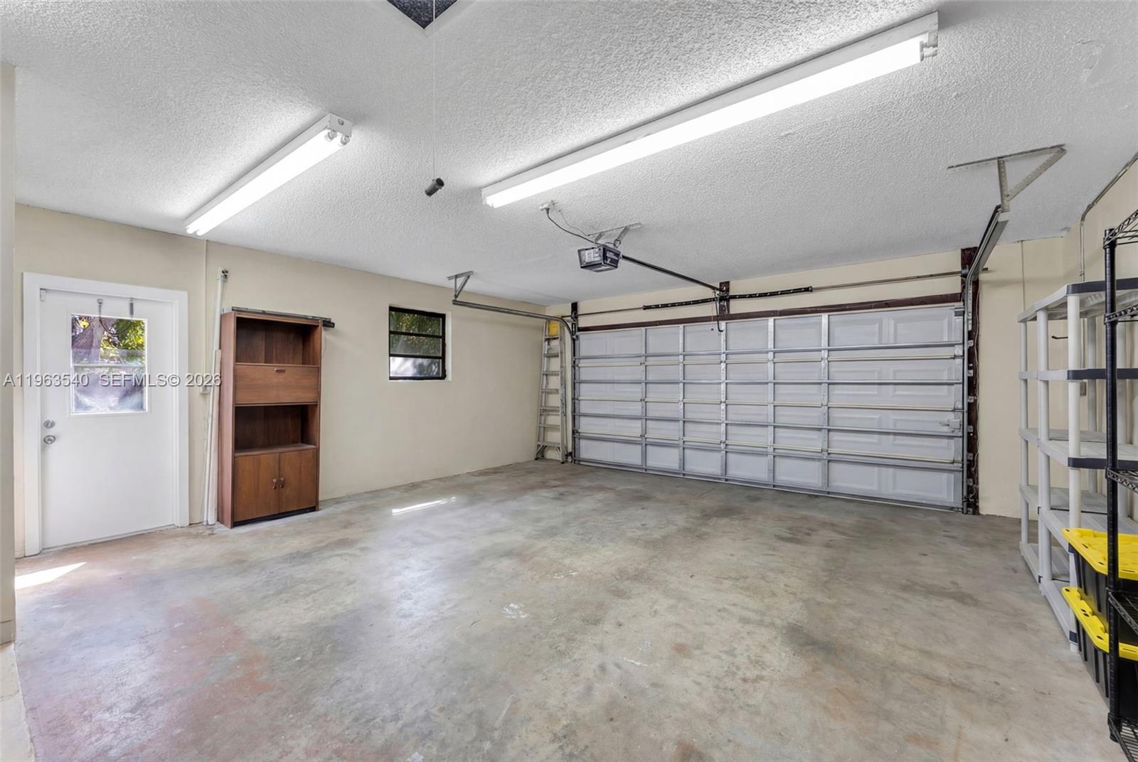 HILLSBORO PINES SEC - Residential