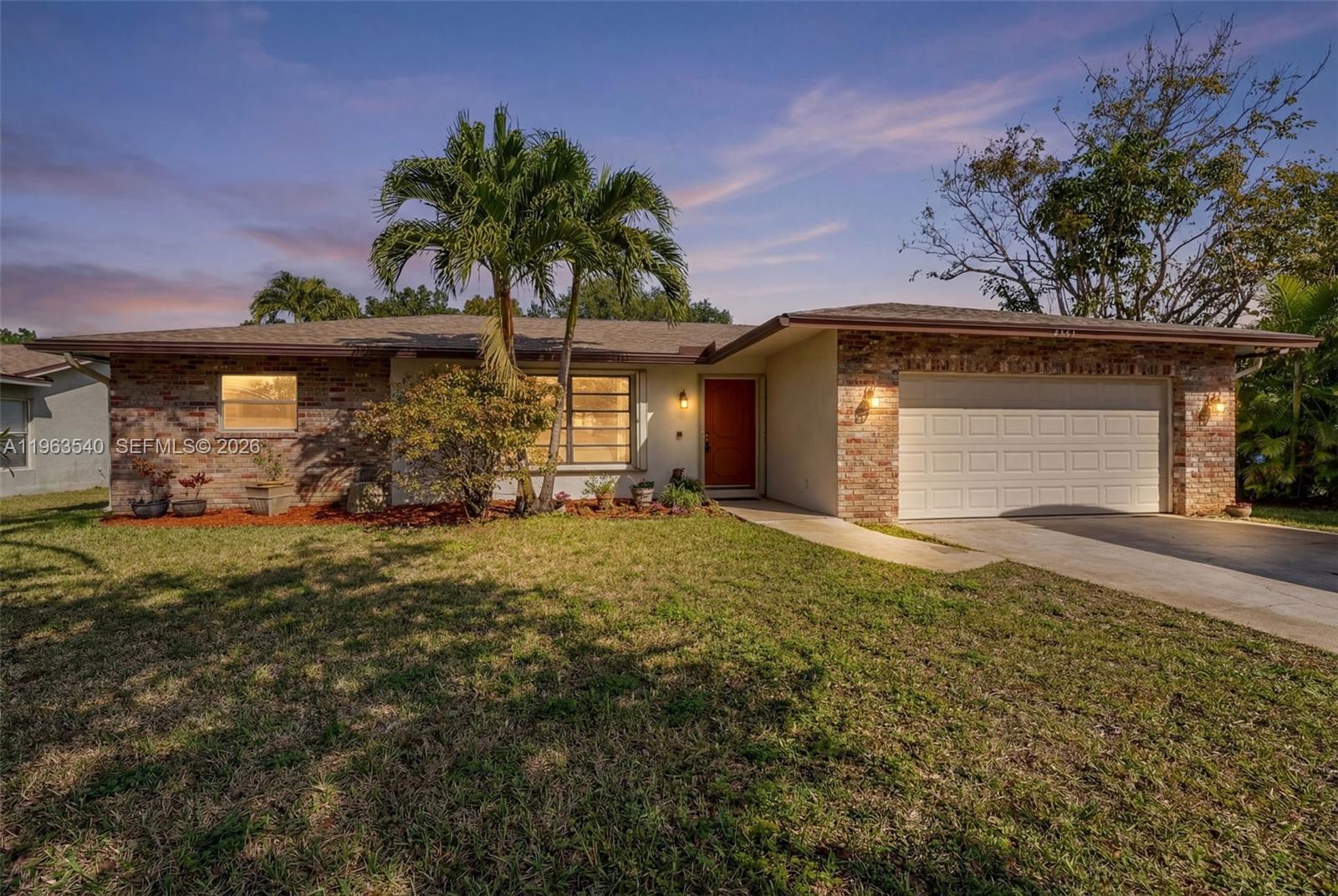 HILLSBORO PINES SEC - Residential