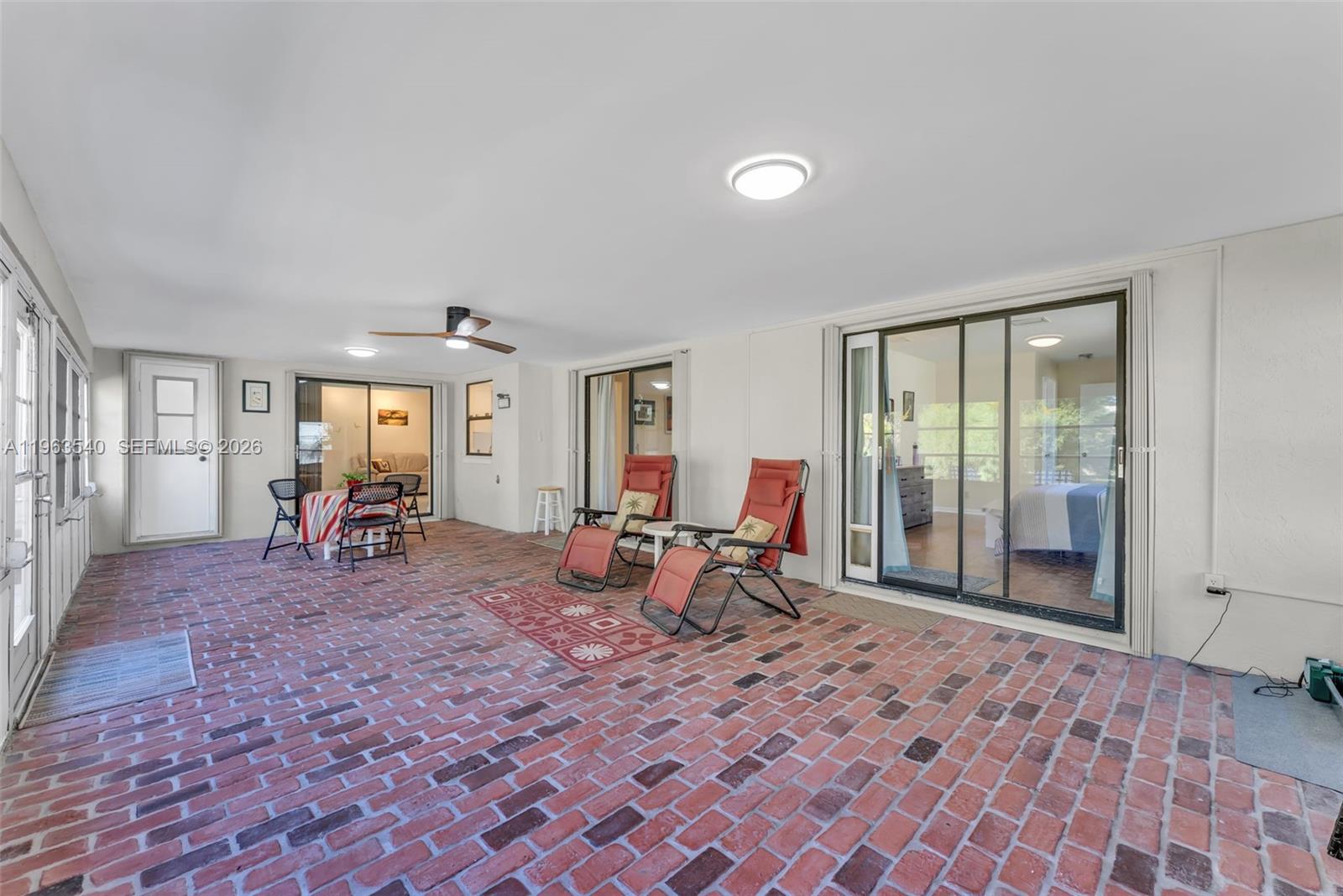 HILLSBORO PINES SEC - Residential