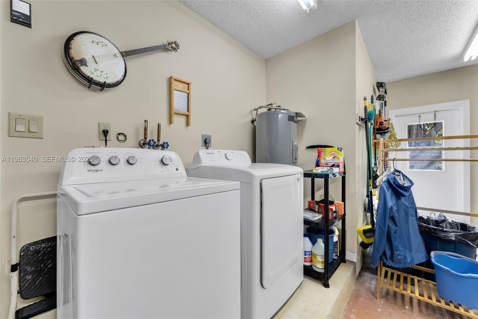 HILLSBORO PINES SEC - Residential