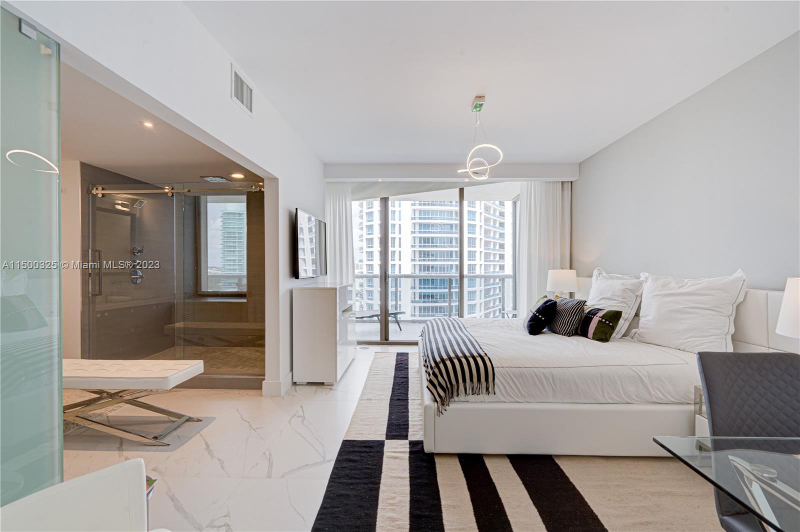 MEI CONDO - Residential