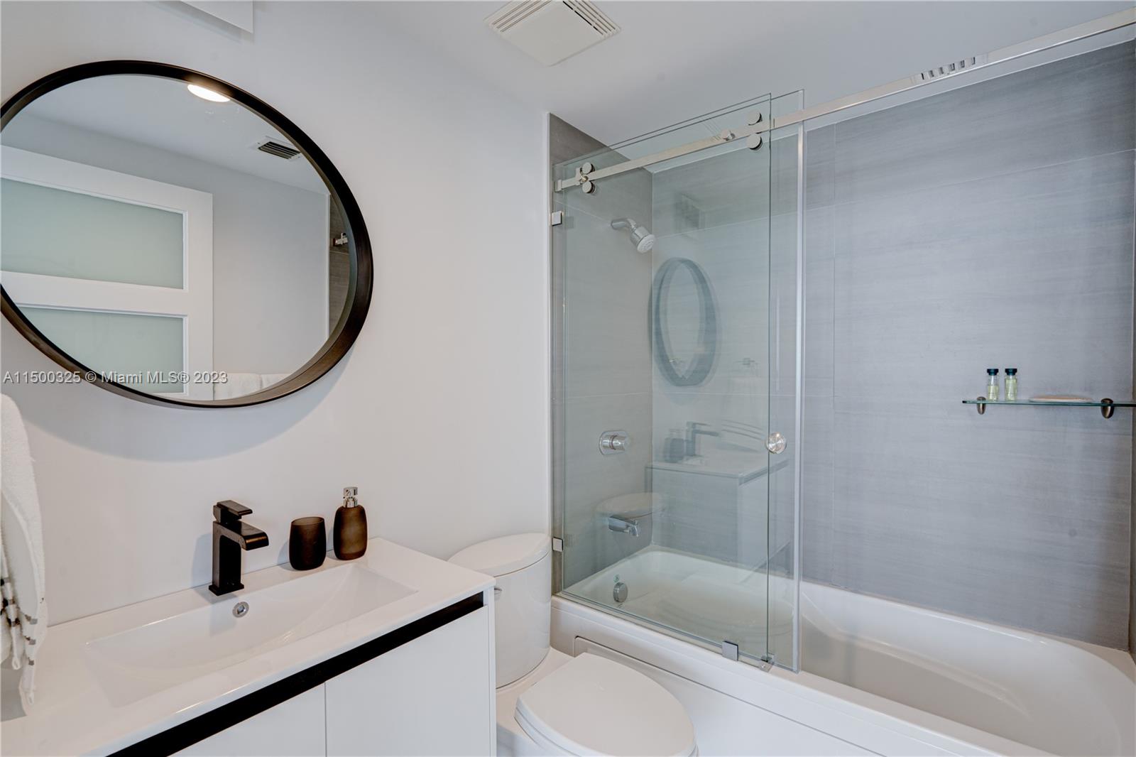 MEI CONDO - Residential