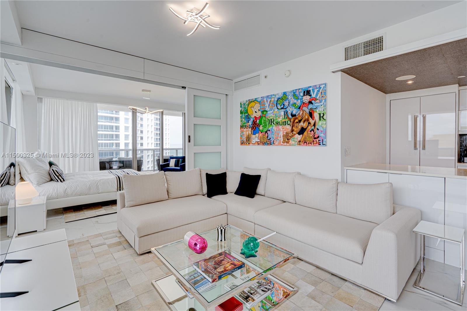 MEI CONDO - Residential