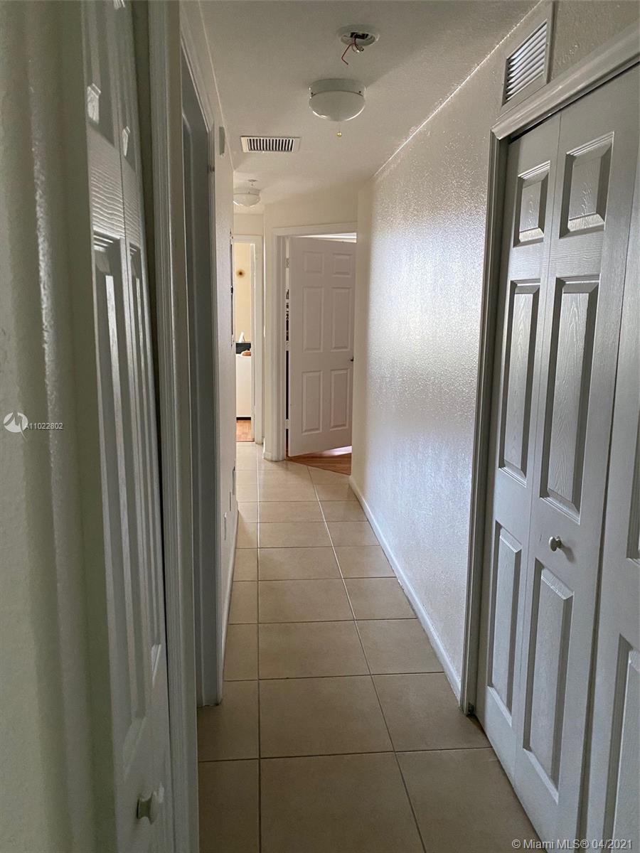 PROMENADE SHORES AT DORAL - Residential
