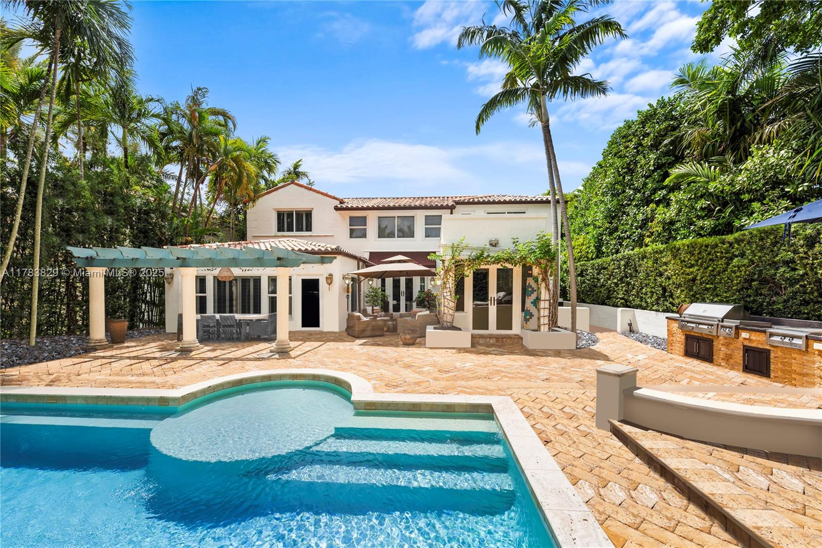 Rental Property at 5621 Alton Rd, Miami Beach, Miami-Dade County, Florida - Bedrooms: 5 
Bathrooms: 4  - $19,000 MO.
