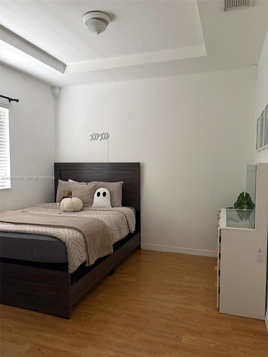 LEEWARD AT ISLANDS AT DOR - Residential Lease