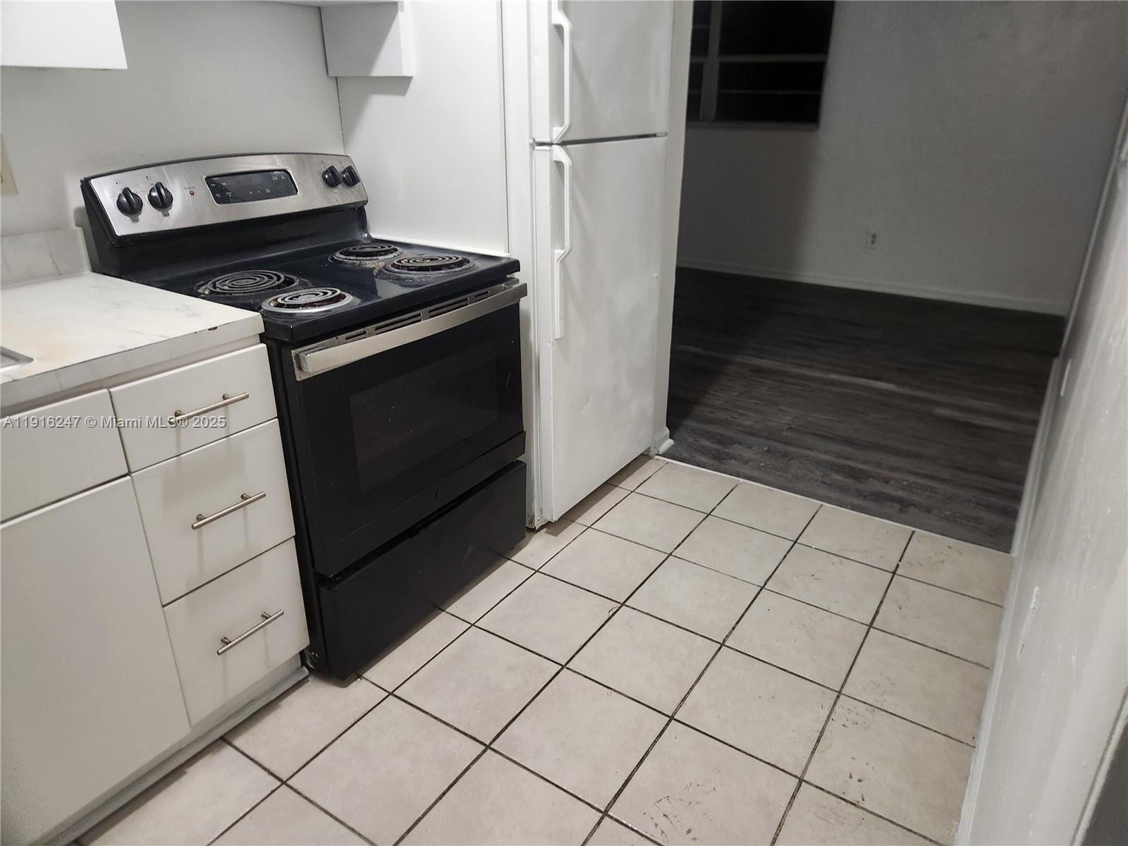 NORTH LAUDERDALE - Residential Lease