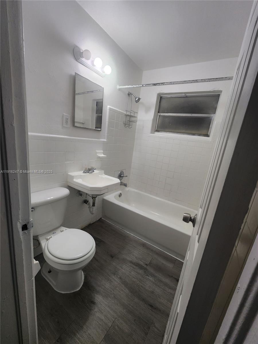 NORTH LAUDERDALE - Residential Lease