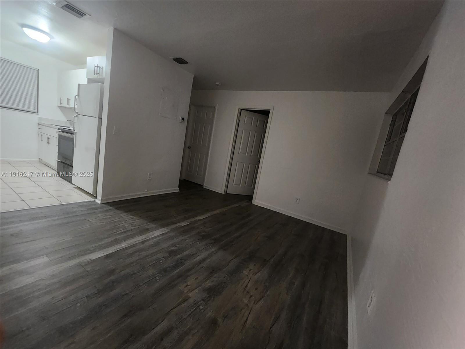 NORTH LAUDERDALE - Residential Lease