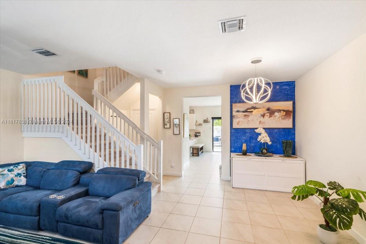 View Hialeah, FL 33018 townhome