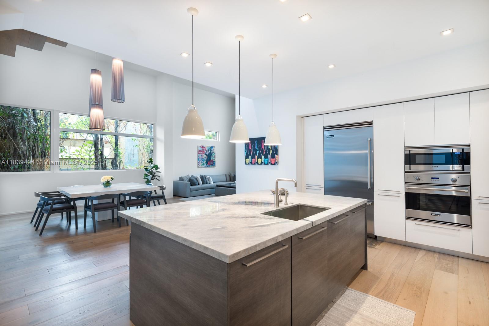 SURPRISE LAKE - Residential