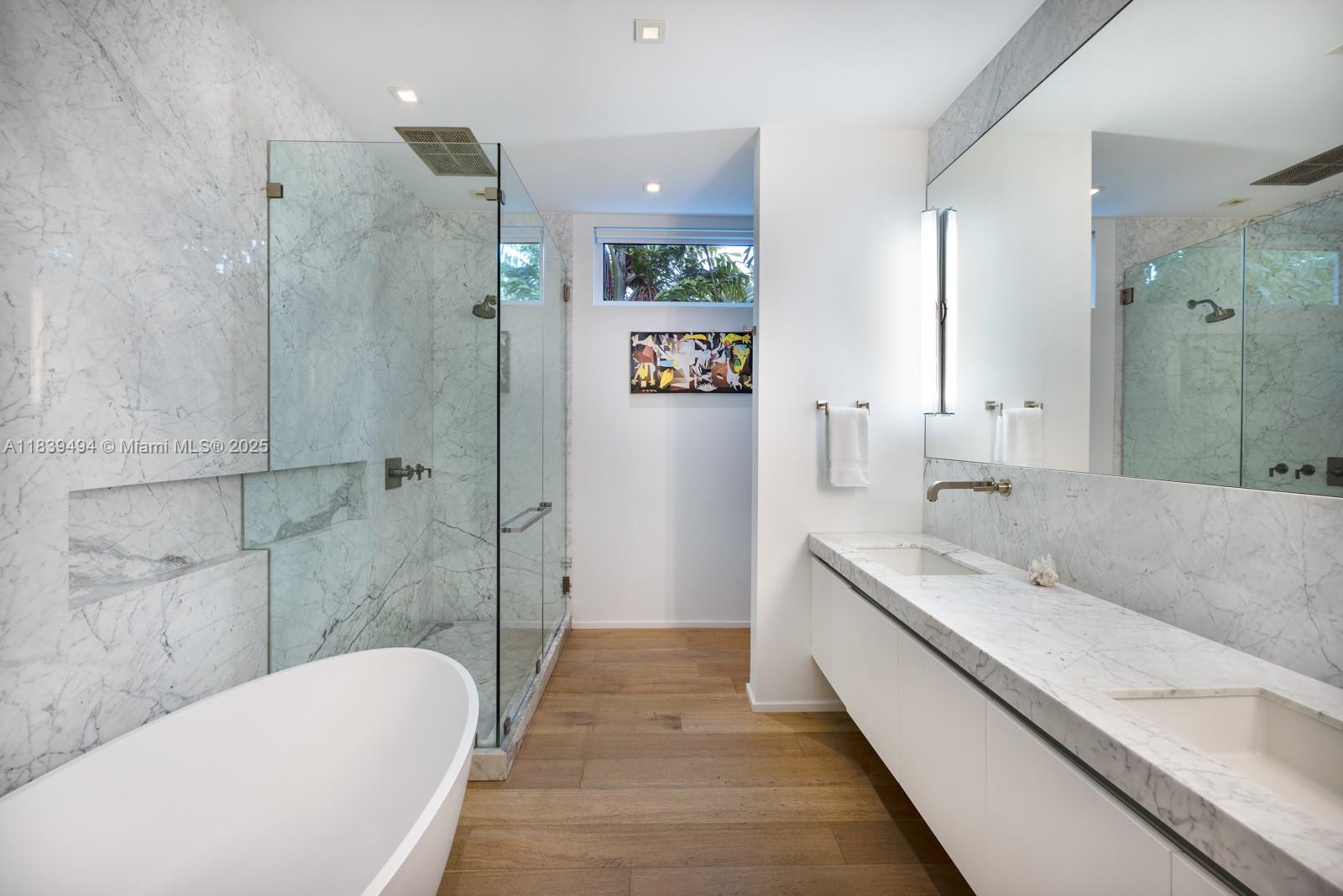 SURPRISE LAKE - Residential