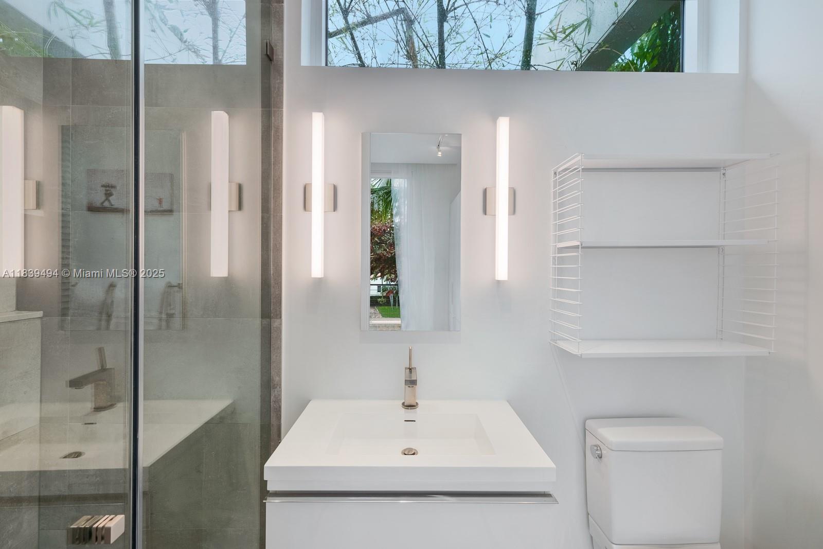 SURPRISE LAKE - Residential