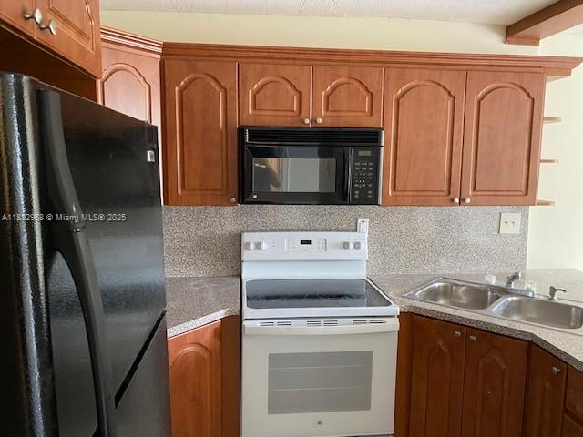 MONTECARLO CONDO - Residential