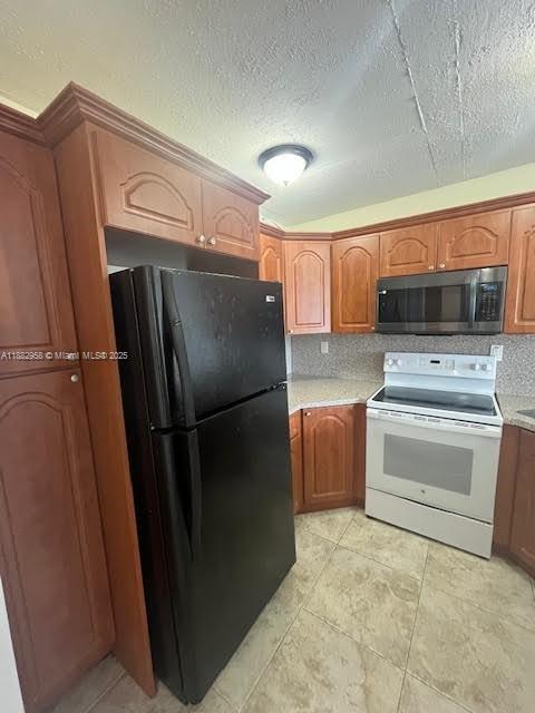 MONTECARLO CONDO - Residential