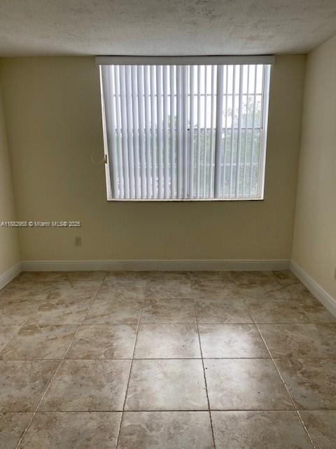 MONTECARLO CONDO - Residential