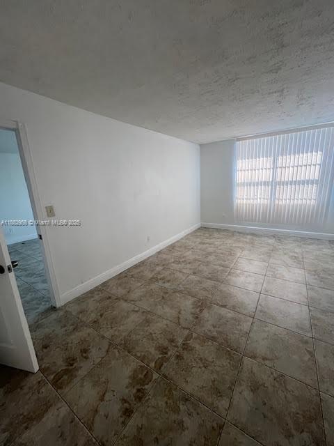 MONTECARLO CONDO - Residential