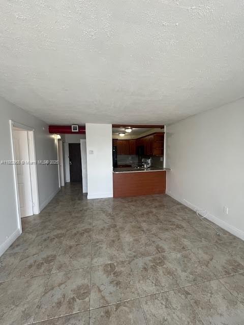 MONTECARLO CONDO - Residential