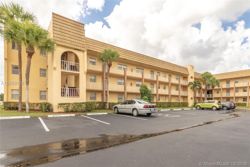 This waterfront 2/2 in Sunrise Lakes is ready to make your own! Property features ceramic tile floors, water view from screened patio, stand-in shower in master and so much more. This active 55+ community has all the amenities (pool, gym, clubhouse, activities, etc.) Make this your home today!