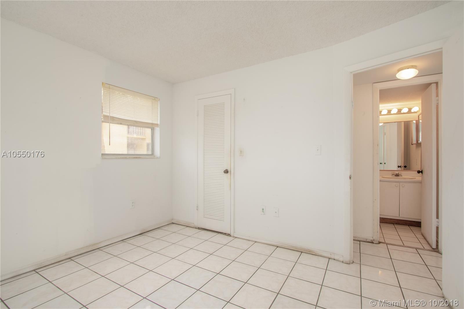 SUNRISE LAKES 45 CONDO - Residential