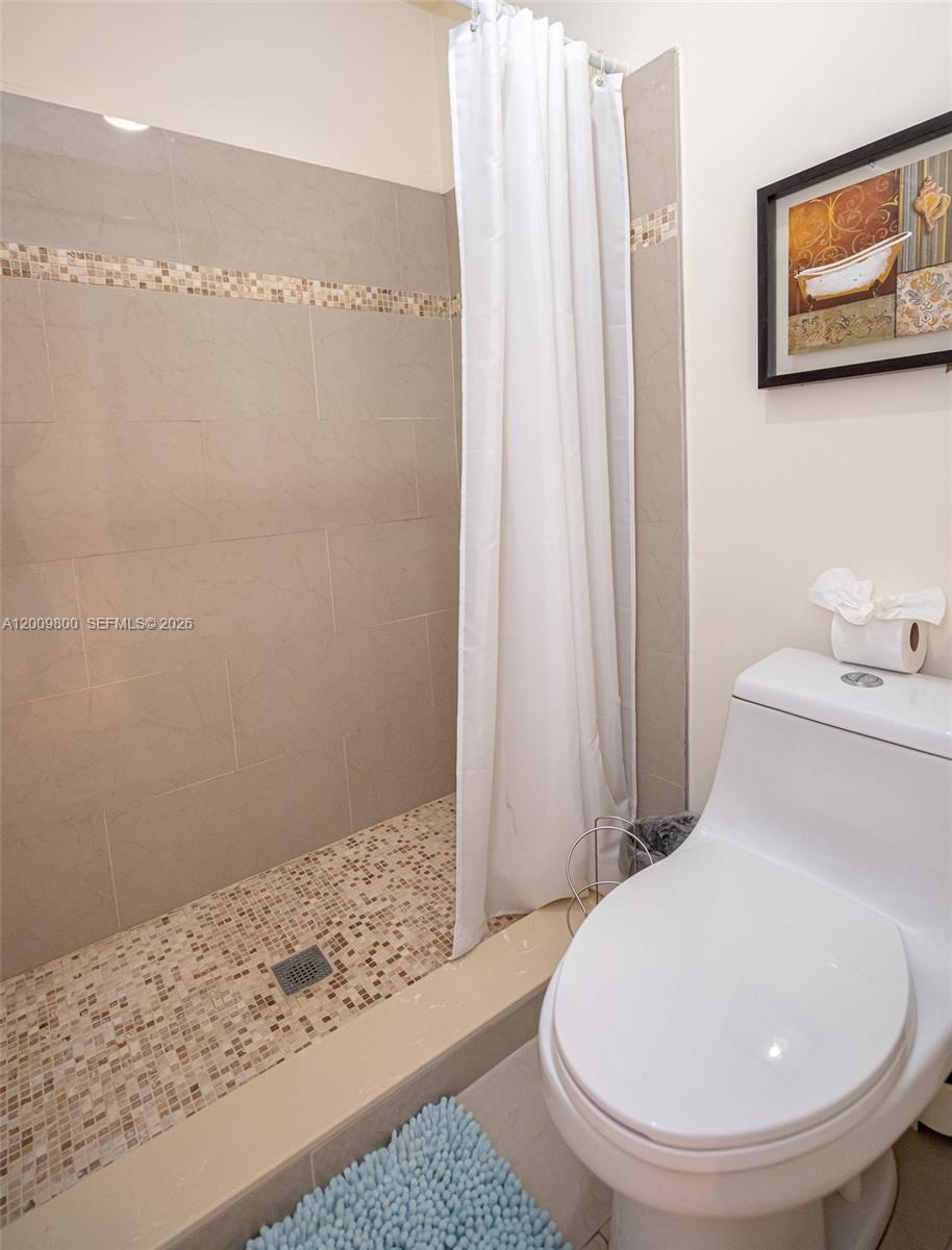 SPRINGDALE LAKE D CONDO - Residential