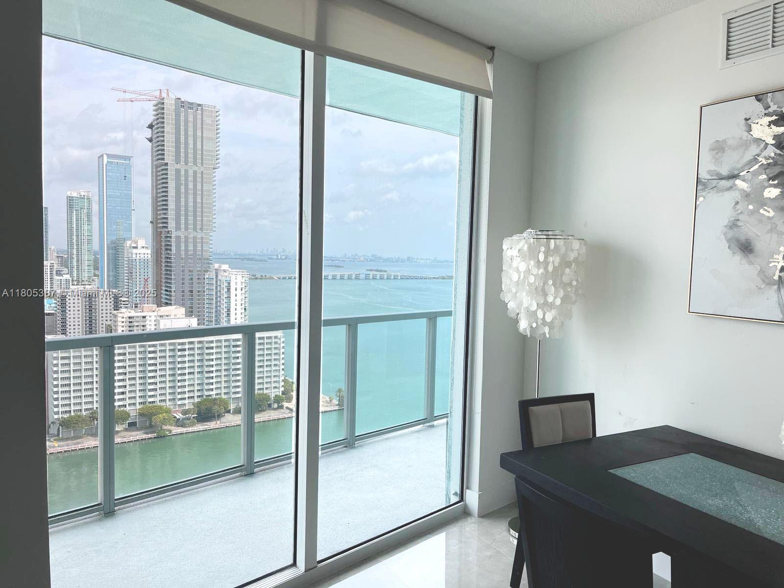 1900 N Bayshore Dr 2804