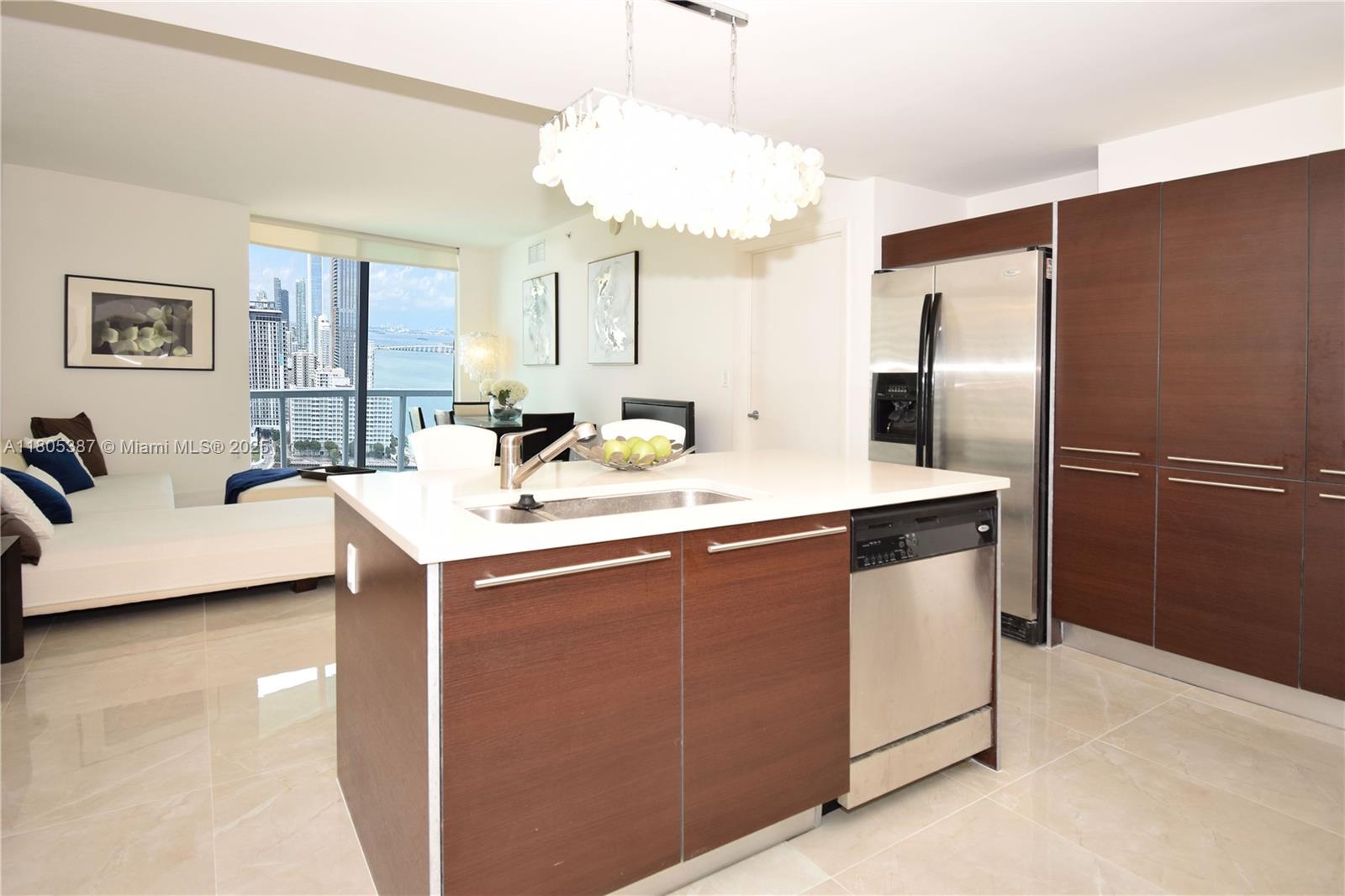 1900 N Bayshore Dr 2804