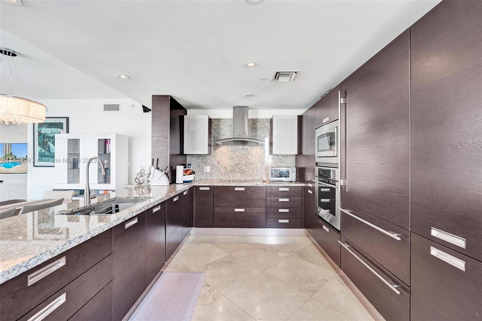 THE PARC AT TURNBERRY ISL - Residential