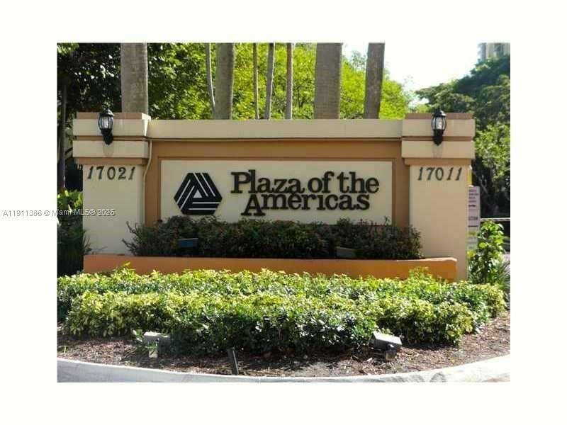 PLAZA OF AMERICAS CONDO P - Residential Lease