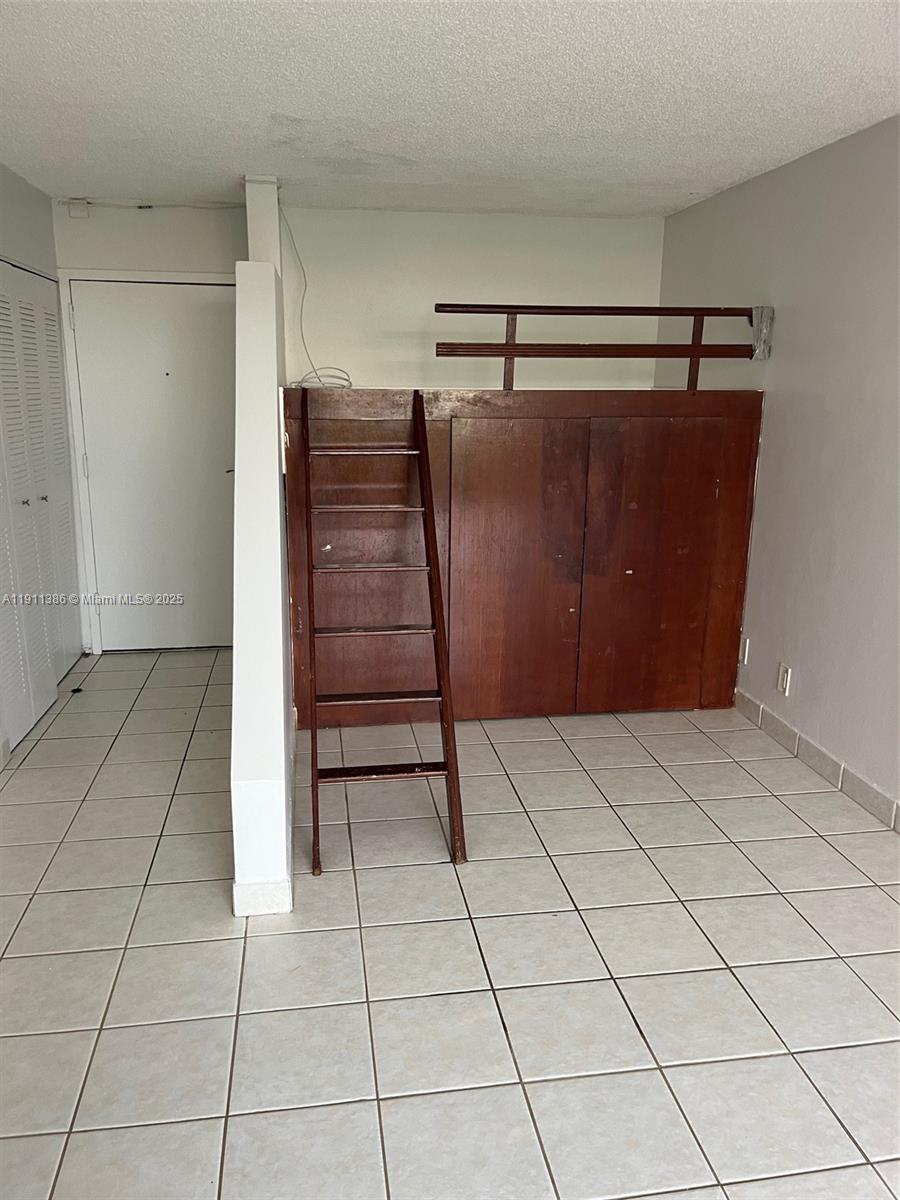 PLAZA OF AMERICAS CONDO P - Residential Lease