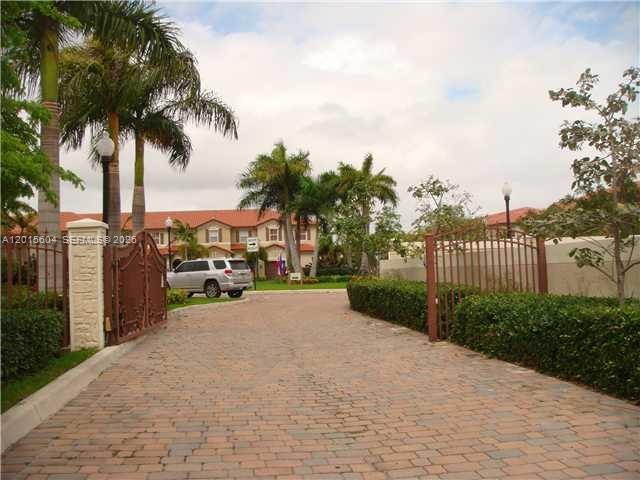 IVES DAIRY TOWNHOMES - Residential Lease