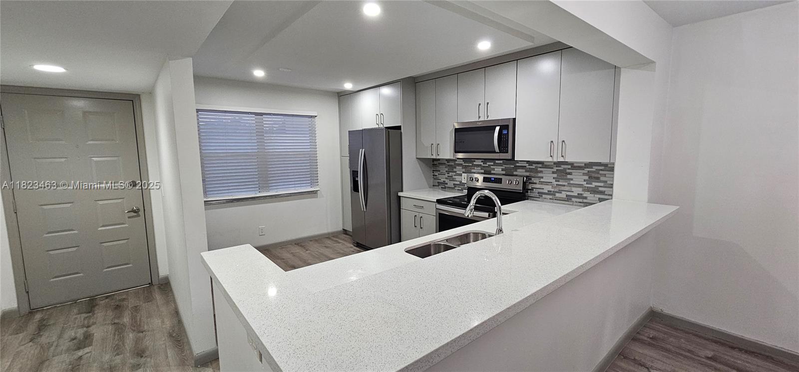 Property for Sale at 100 Sw 130th Ter 309C, Pembroke Pines, Miami-Dade County, Florida - Bedrooms: 2 
Bathrooms: 2  - $249,000